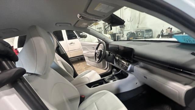 2024 Hyundai KONA SE
