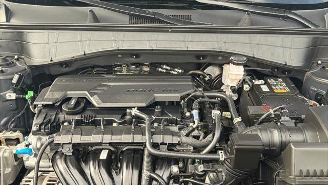 2025 Hyundai KONA SE