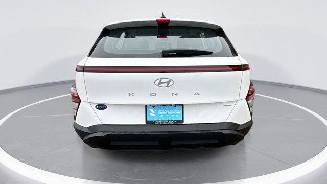 2026 Hyundai KONA SE