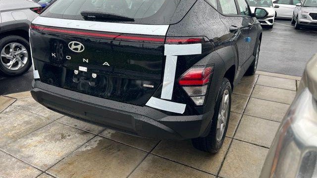 2026 Hyundai KONA SE