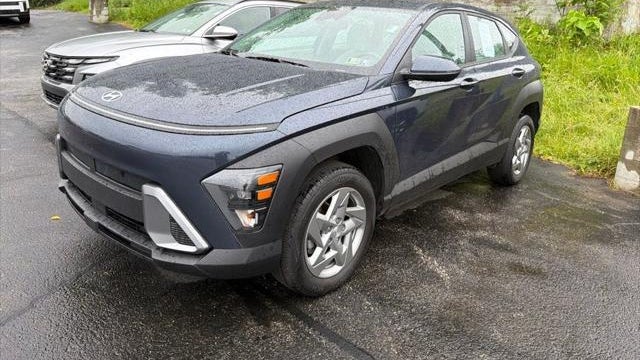 2025 Hyundai KONA SE