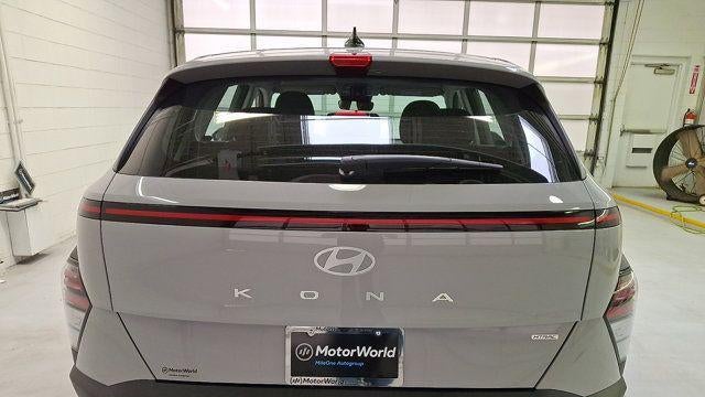 2026 Hyundai KONA SE