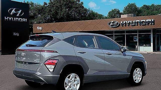 2026 Hyundai KONA SE