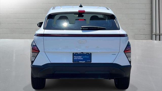 2026 Hyundai KONA SE