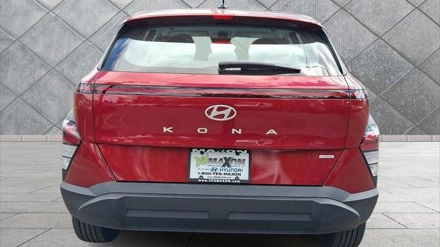 2024 Hyundai KONA SE
