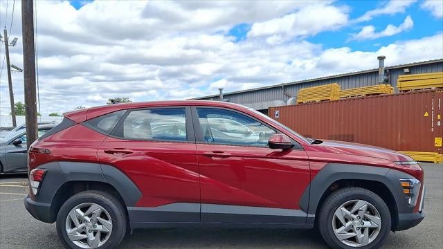 2024 Hyundai KONA SE