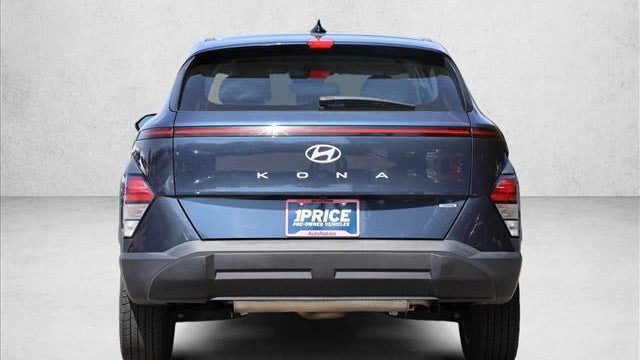 2024 Hyundai KONA SE