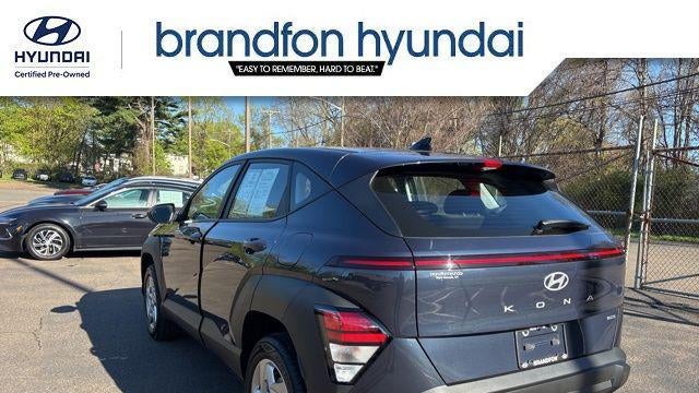 2026 Hyundai KONA SE