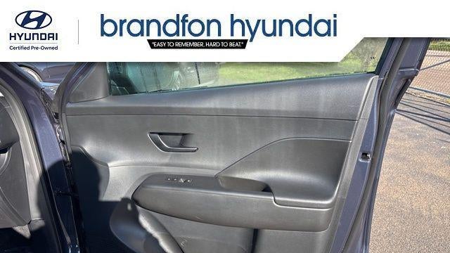 2026 Hyundai KONA SE