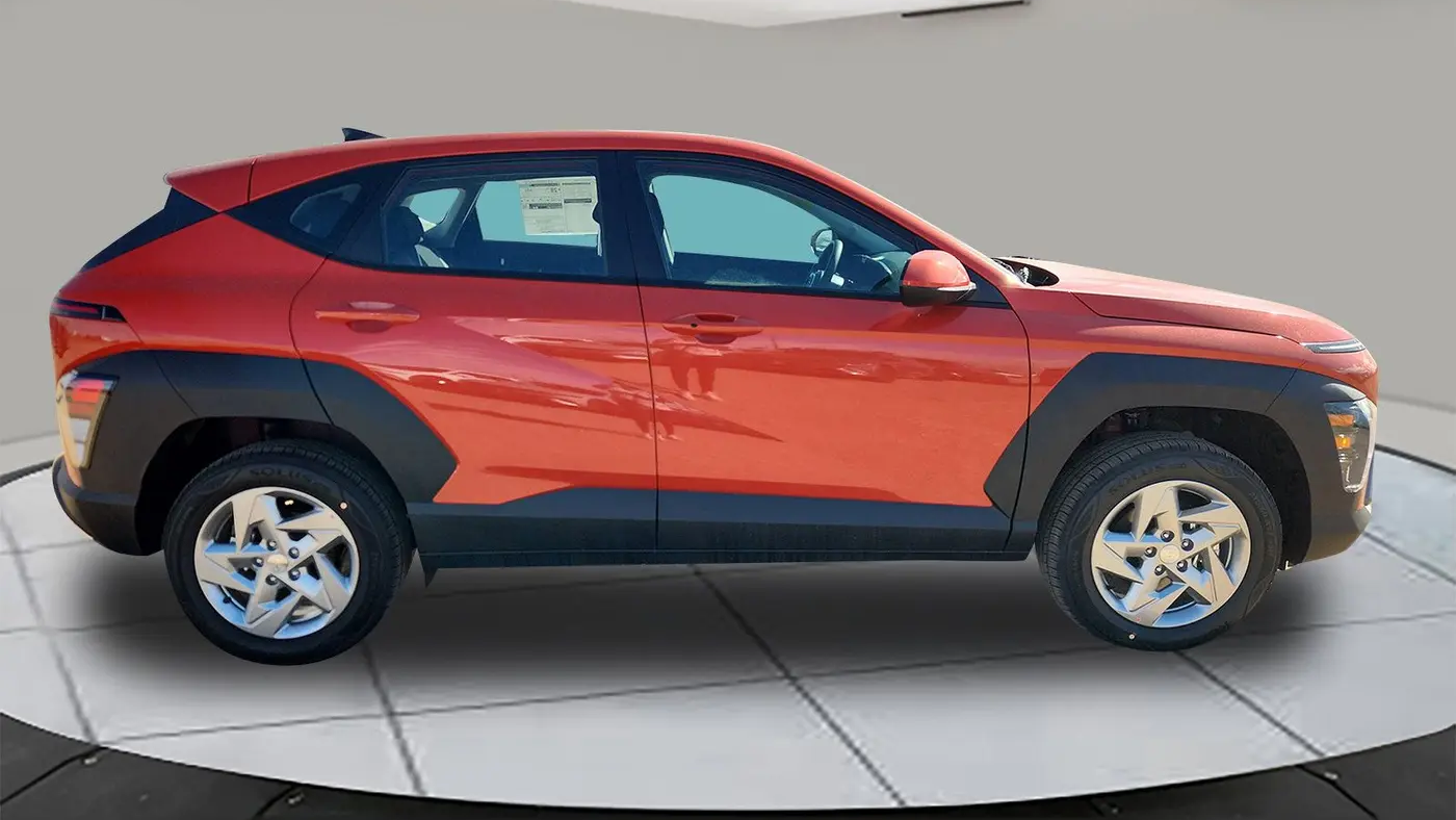 2026 Hyundai KONA SE
