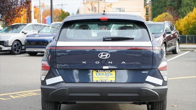 2026 Hyundai KONA SE