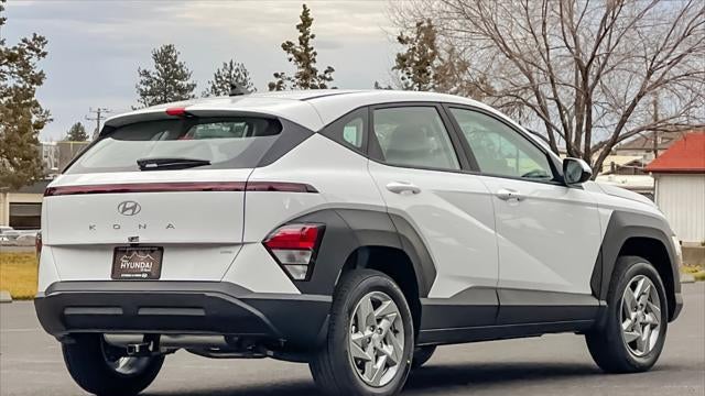 2026 Hyundai KONA SE