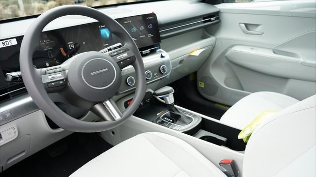 2026 Hyundai KONA SE
