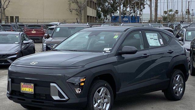 2026 Hyundai KONA SE