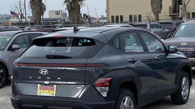 2026 Hyundai KONA SE
