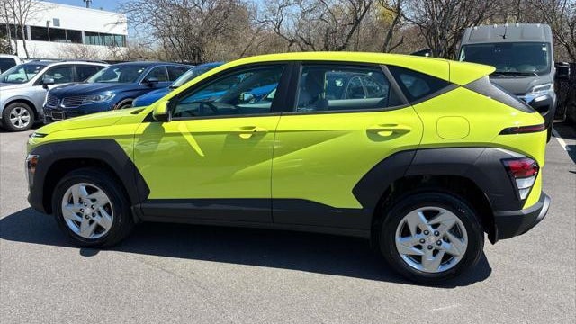 2024 Hyundai KONA SE