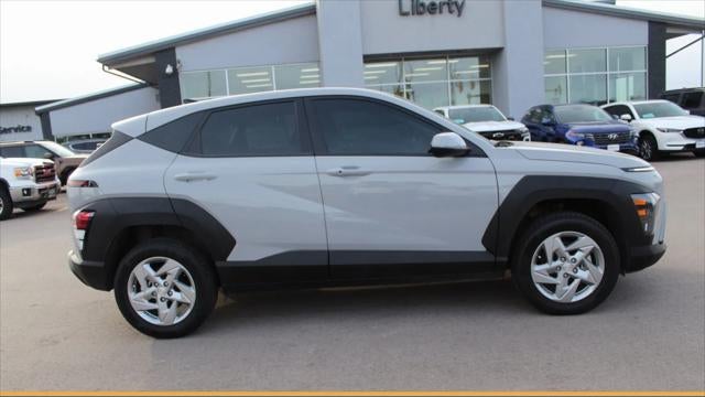 2024 Hyundai KONA SE