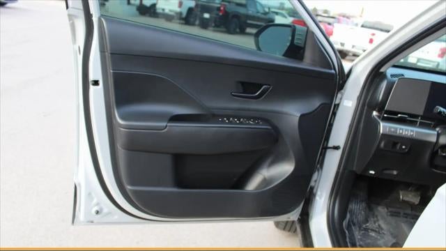 2024 Hyundai KONA SE