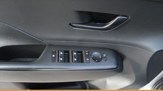 2024 Hyundai KONA SE
