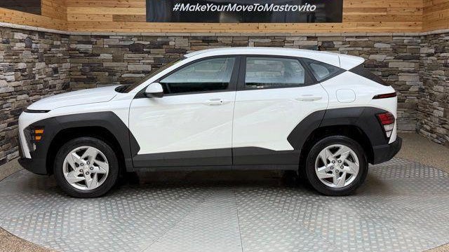 2024 Hyundai KONA SE