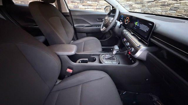 2024 Hyundai KONA SE