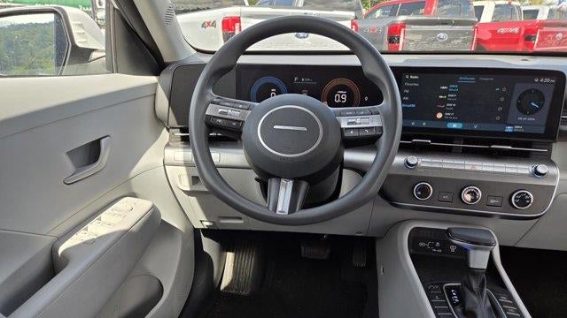2024 Hyundai KONA SE