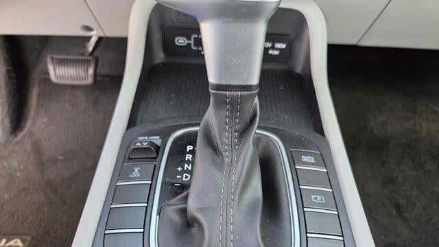 2024 Hyundai KONA SE