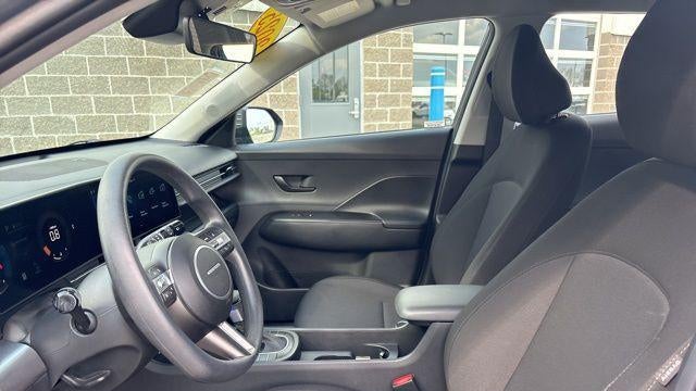 2025 Hyundai KONA SE
