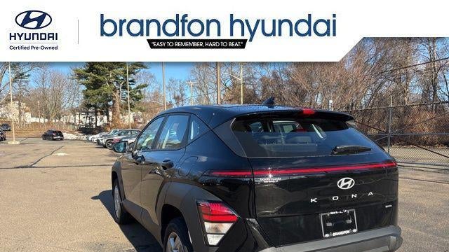 2026 Hyundai KONA SE