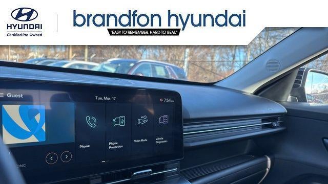 2026 Hyundai KONA SE