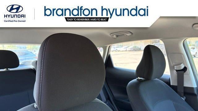 2026 Hyundai KONA SE
