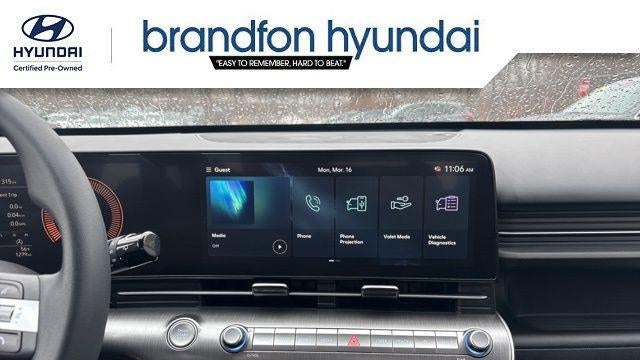 2026 Hyundai KONA SE