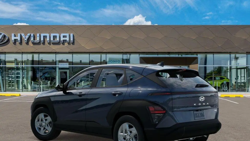 2026 Hyundai KONA SE