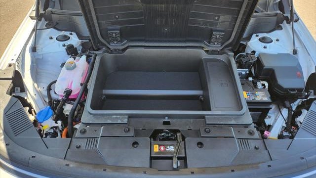 2025 Hyundai KONA Electric SE