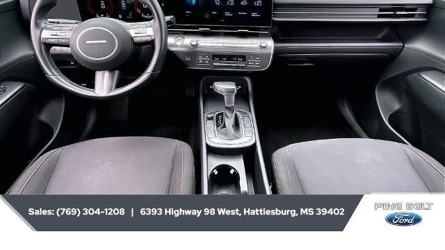 2025 Hyundai KONA SEL