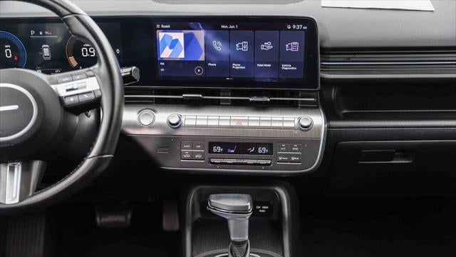 2024 Hyundai KONA SEL