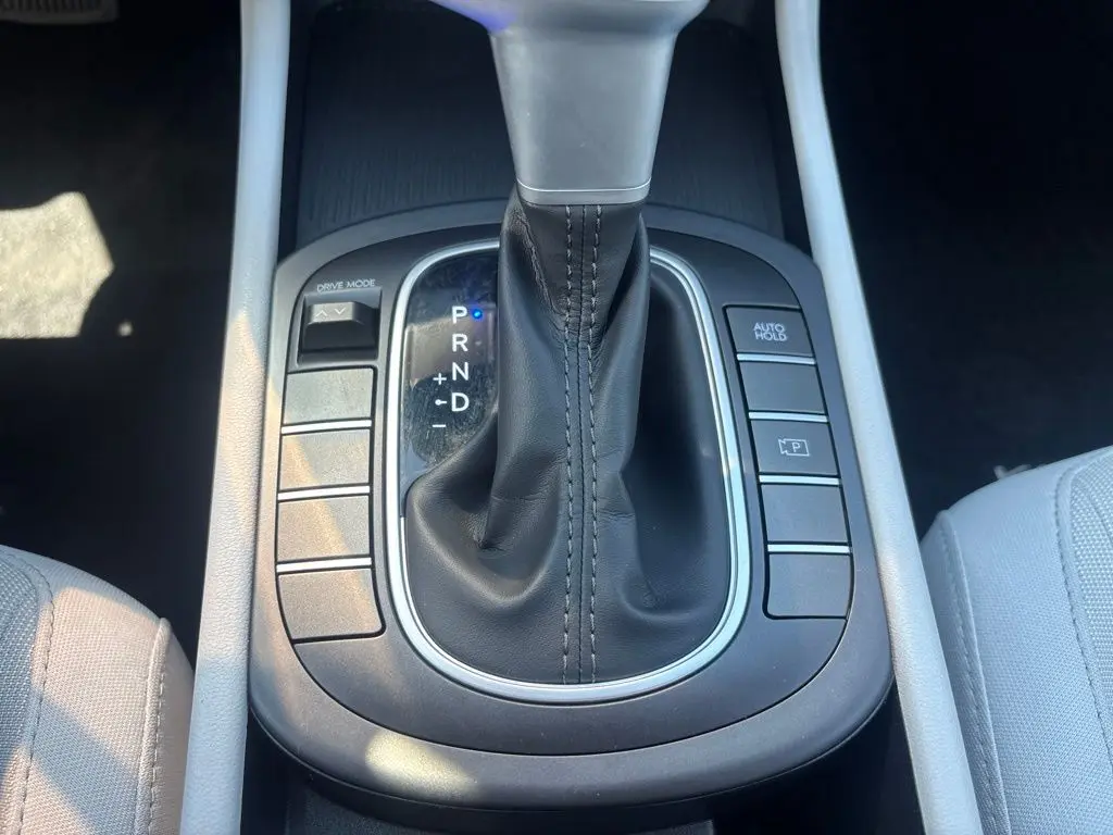 2024 Hyundai Kona - $22,208