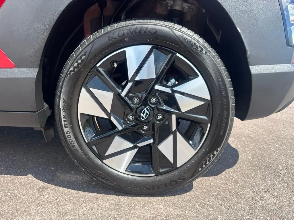 2024 Hyundai Kona - $22,208