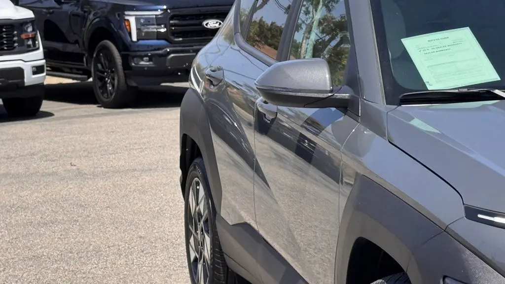 2025 Hyundai KONA SEL