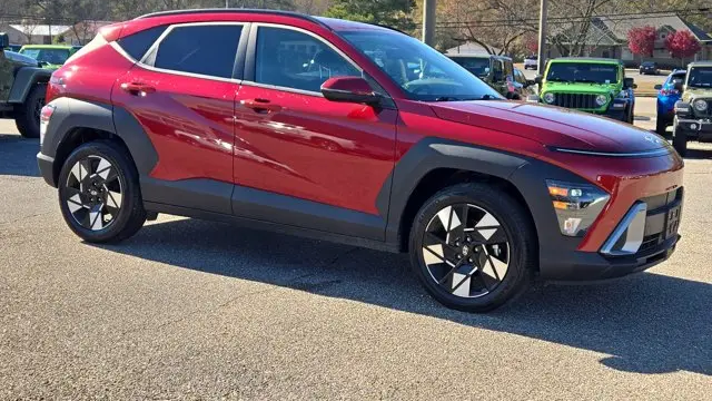 2025 Hyundai KONA SEL