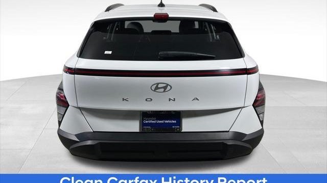 2025 Hyundai KONA SEL