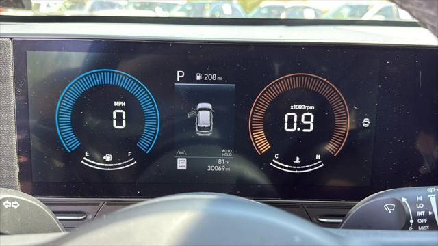 2024 Hyundai KONA SEL
