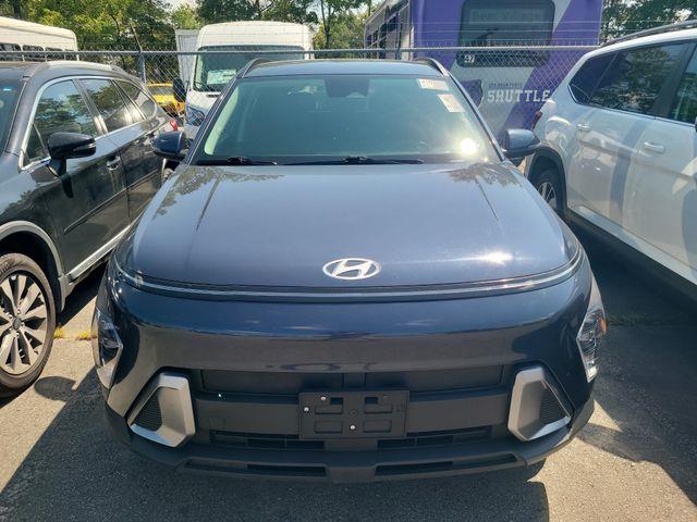 2024 Hyundai KONA SEL — photo 1 of 3