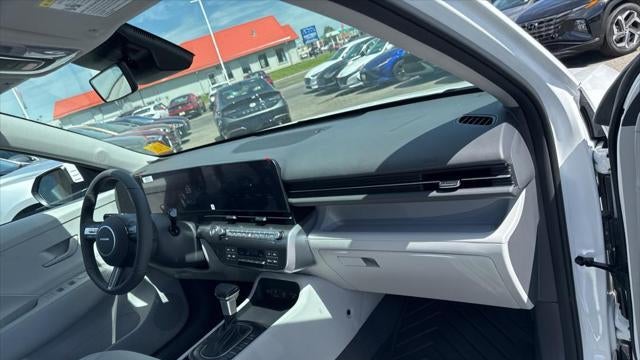 2025 Hyundai KONA SEL