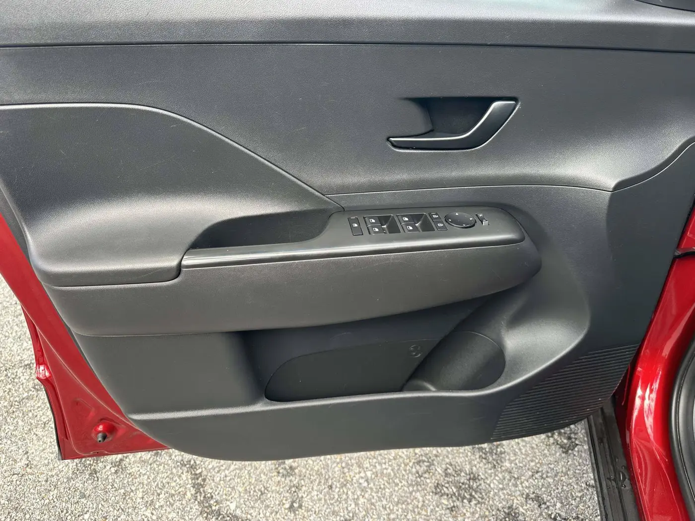 2025 Hyundai Kona - $22,000