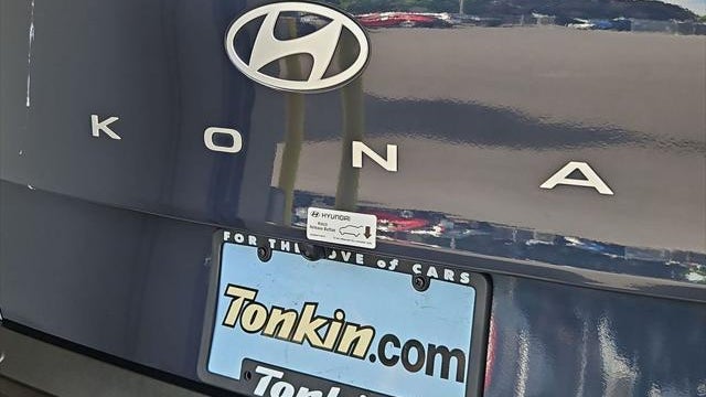 2025 Hyundai KONA SEL