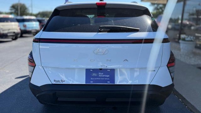 2025 Hyundai KONA SEL