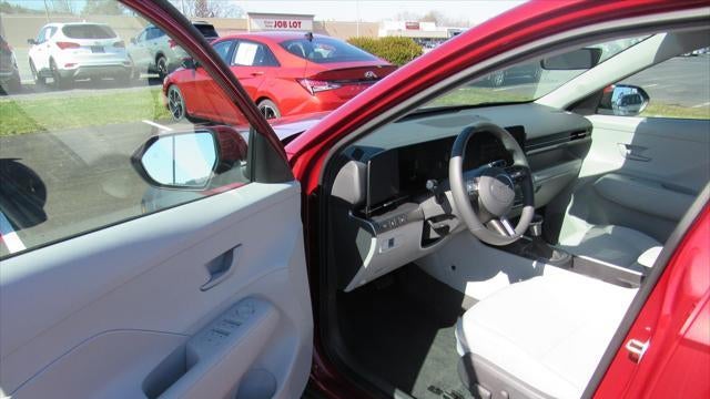 2024 Hyundai KONA SEL