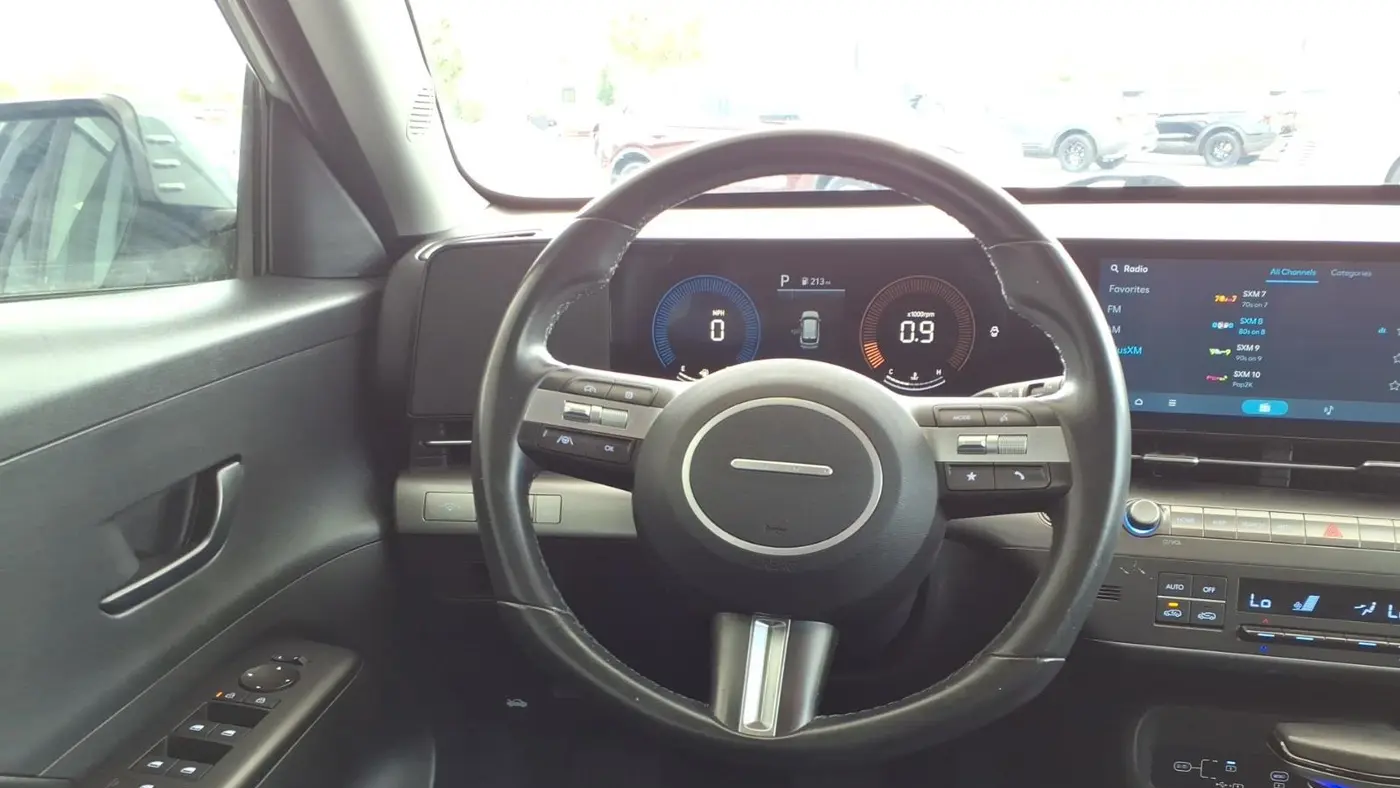2024 Hyundai KONA SEL