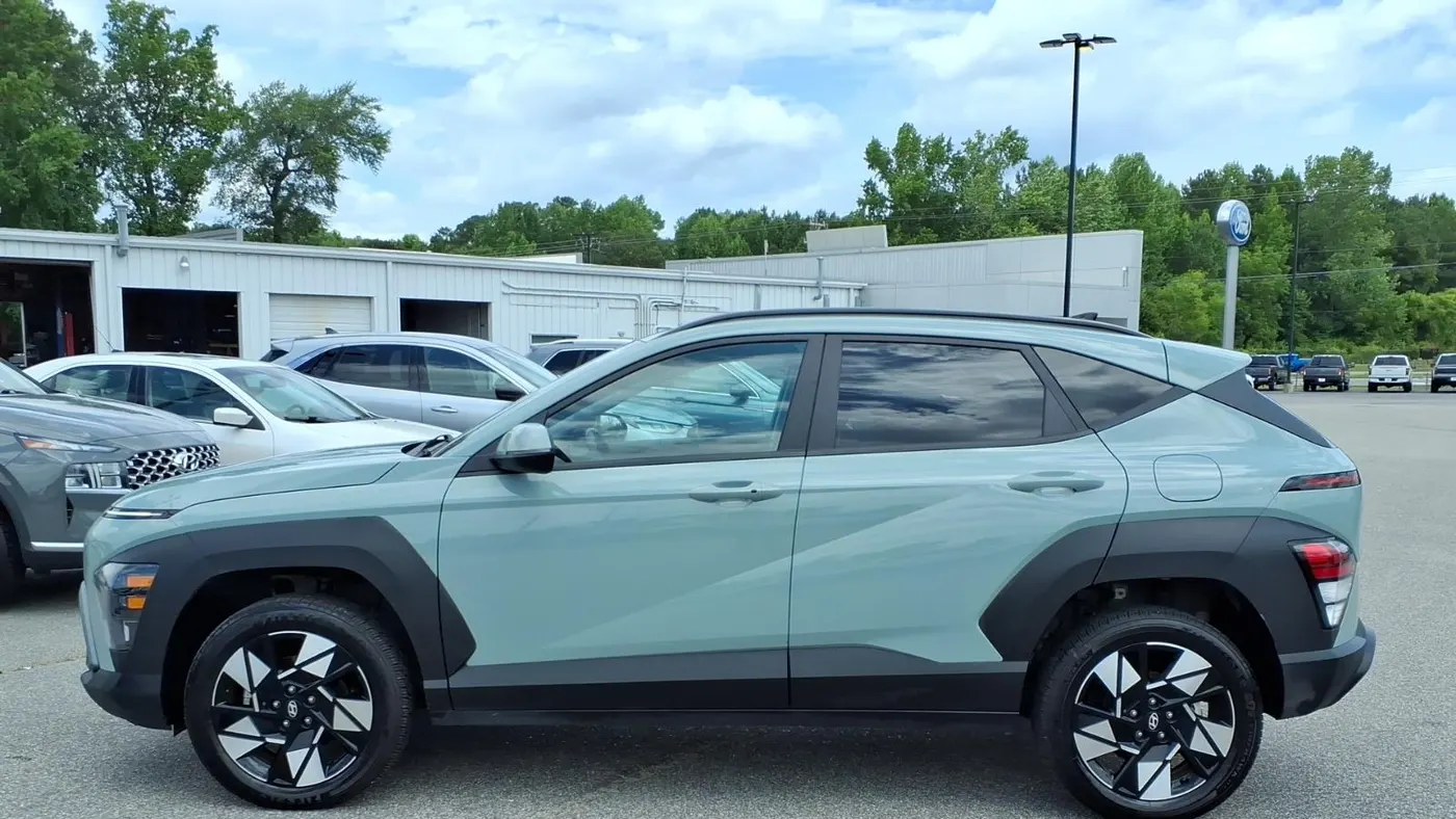 2024 Hyundai KONA SEL